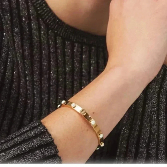 Tory Burch The Miller Hinge Bracelet with Swarovski Pearls - Picture 1 of 4